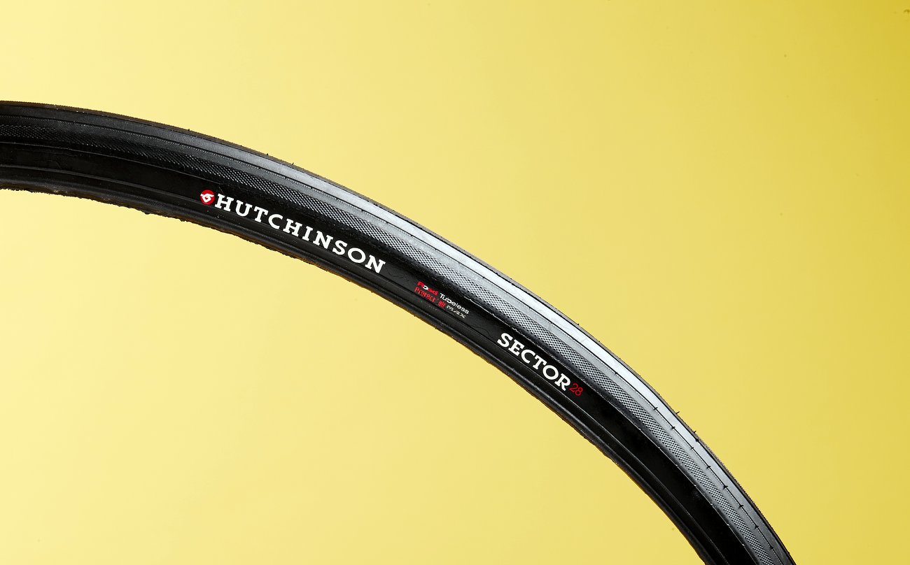 Hutchinson Sector 28 tubeless tyres (Pic: Alex Wright/teneight)