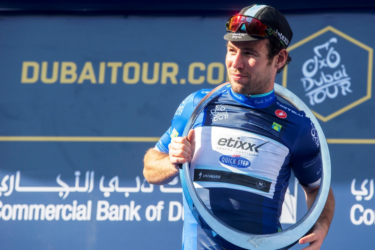 Mark Cavendish, Dubai Tour, blue jersey, podium, Circle of Stars, Etixx-QuickStep, 2015, pic: Claudio Peri/ANSA