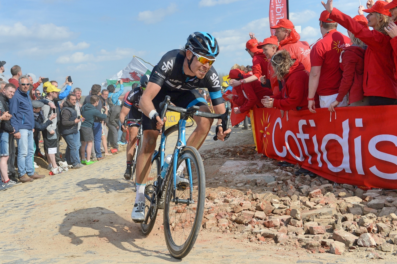 Luke Rowe, Team Skym Paris-Roubaix, 2015, cobbles, pic: Sirotti