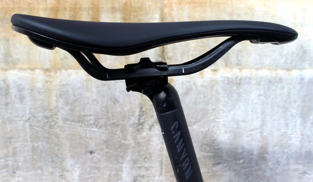 Fabric Scoop Flat Pro saddle - review - Road Cycling UK