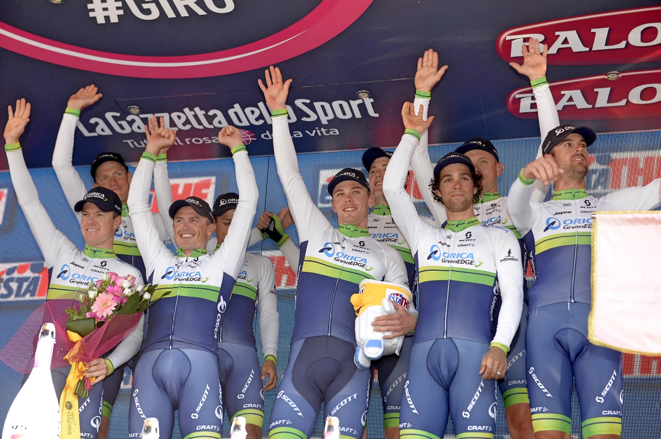 Orica-GreenEDG, team time trial, 2015, Giro d'Italia, podium