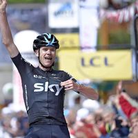 Chris Froome, Criterium du Dauphine, 2015, Team Sky, salute, pic: Sirotti