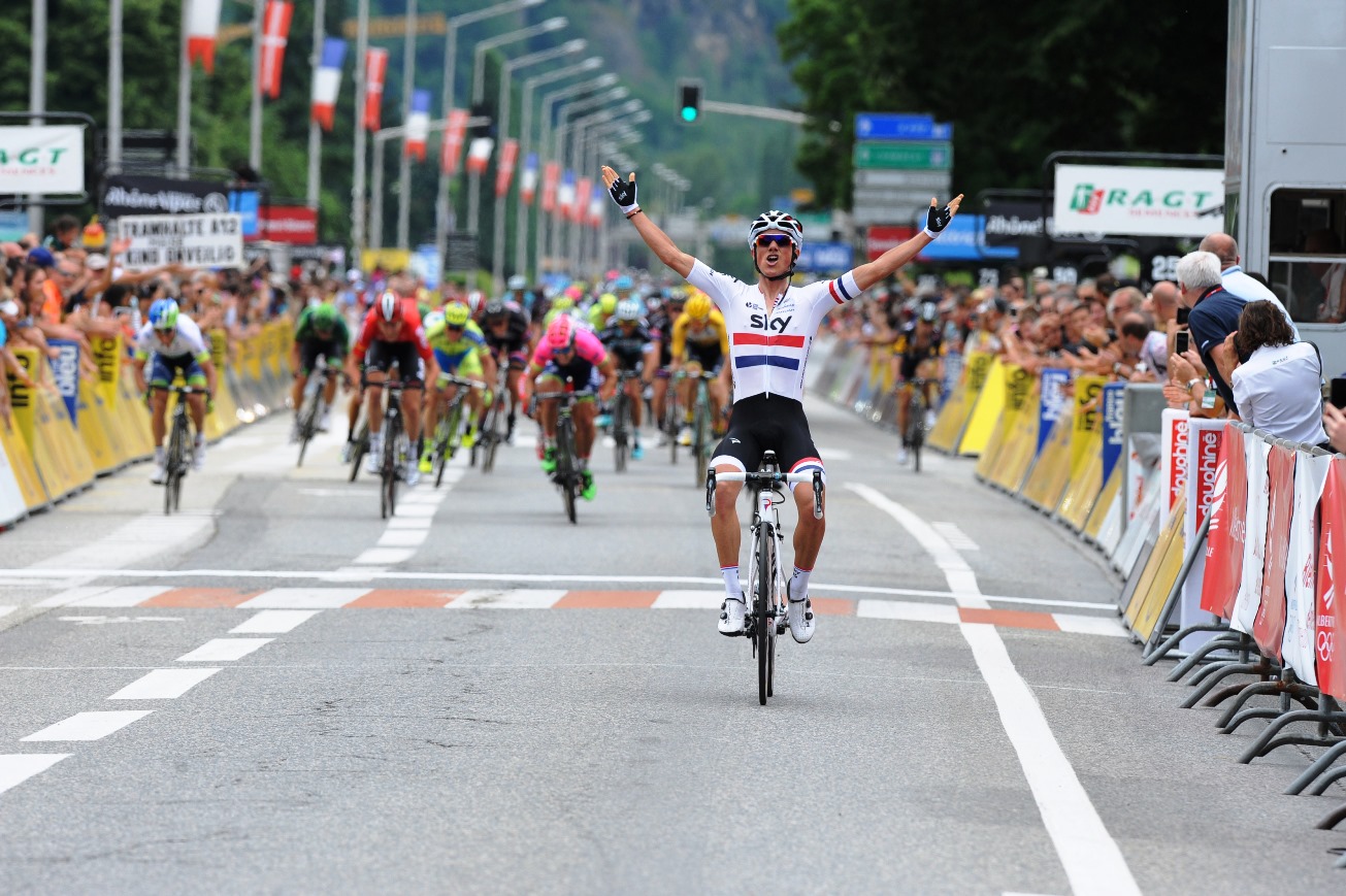 Peter Kennaugh, British champion, celebration, salute, sprint, attack, Team Sky, Criterium du Dauphine, 2015, pic: Sirotti