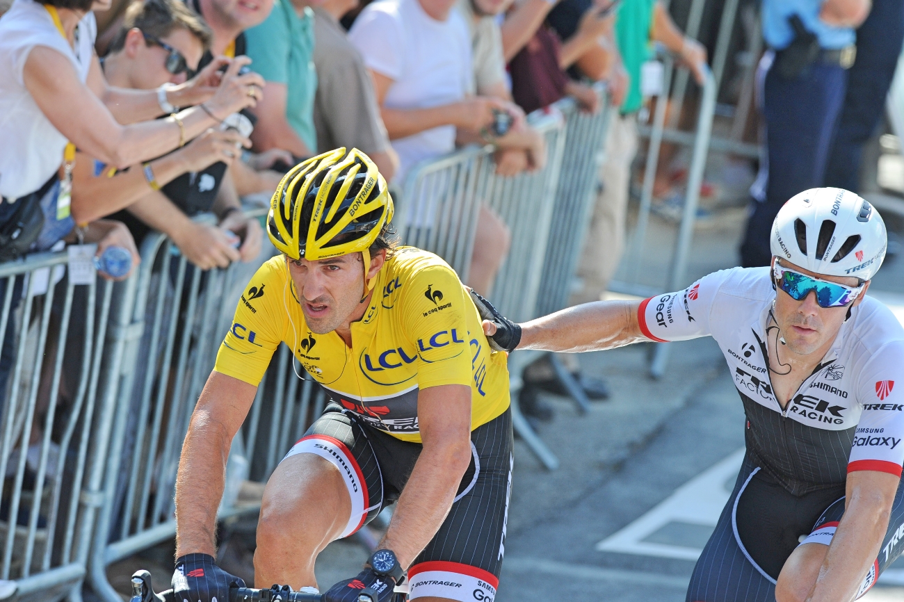 Fabian Cancellara, Tour de France, 2015, Trek Factory Racing, push, yellow jersey, injury, injured, crash, pic: Sirotti