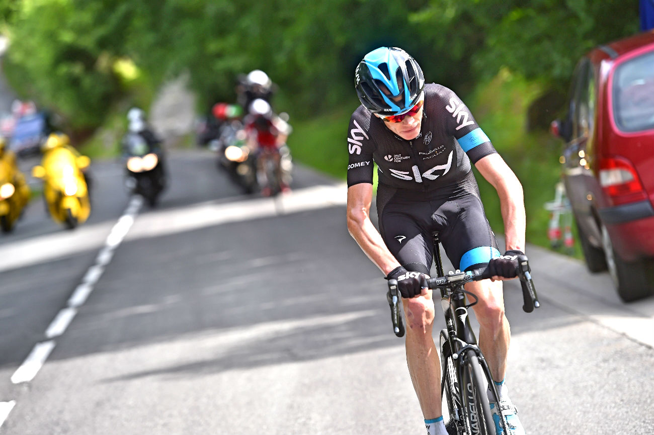 Chris Froome, climbing, climb, attacking, attack, break, breakaway, solo