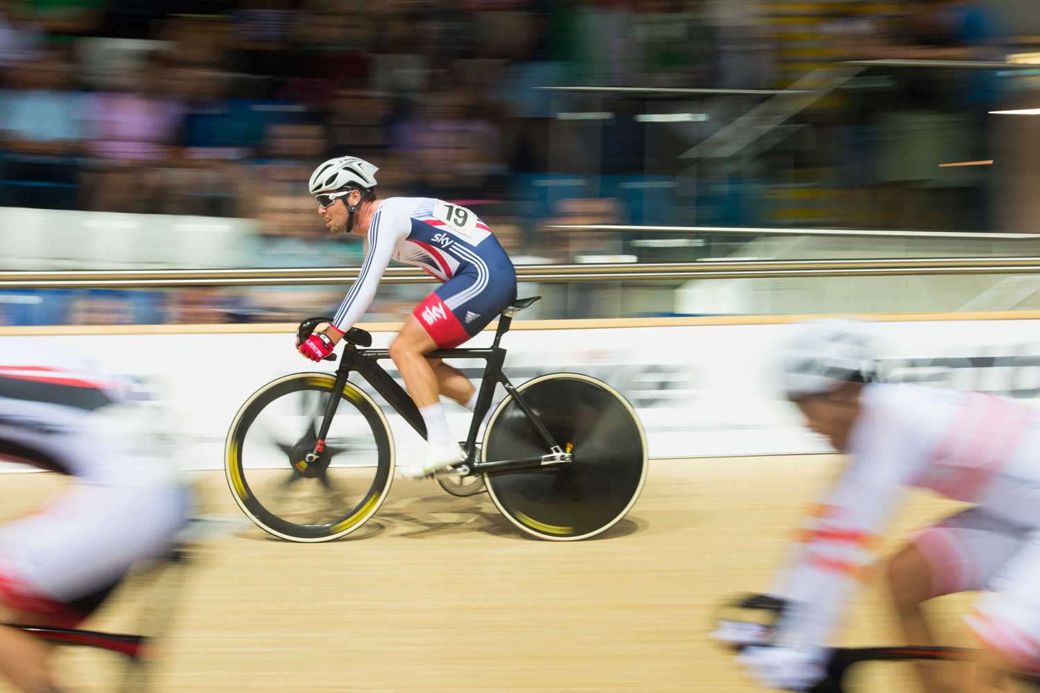 Revolution Series, track, Mark Cavendish, pic: Michael Poole