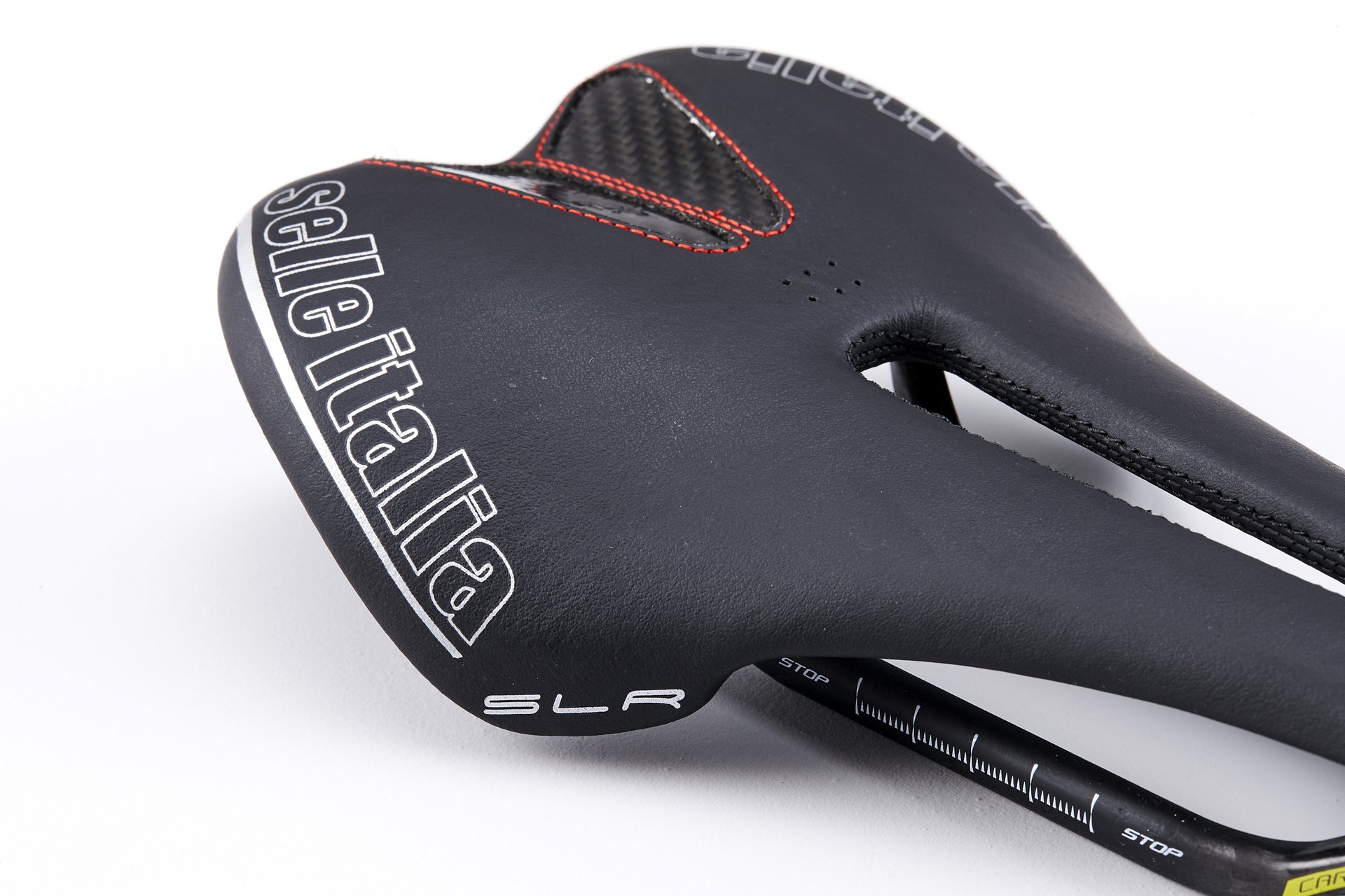 RCUK100 - Selle Italia SLR Kit Carbonio Flow saddle RCUK100 - Selle Italia SLR Kit Carbonio Flow saddle