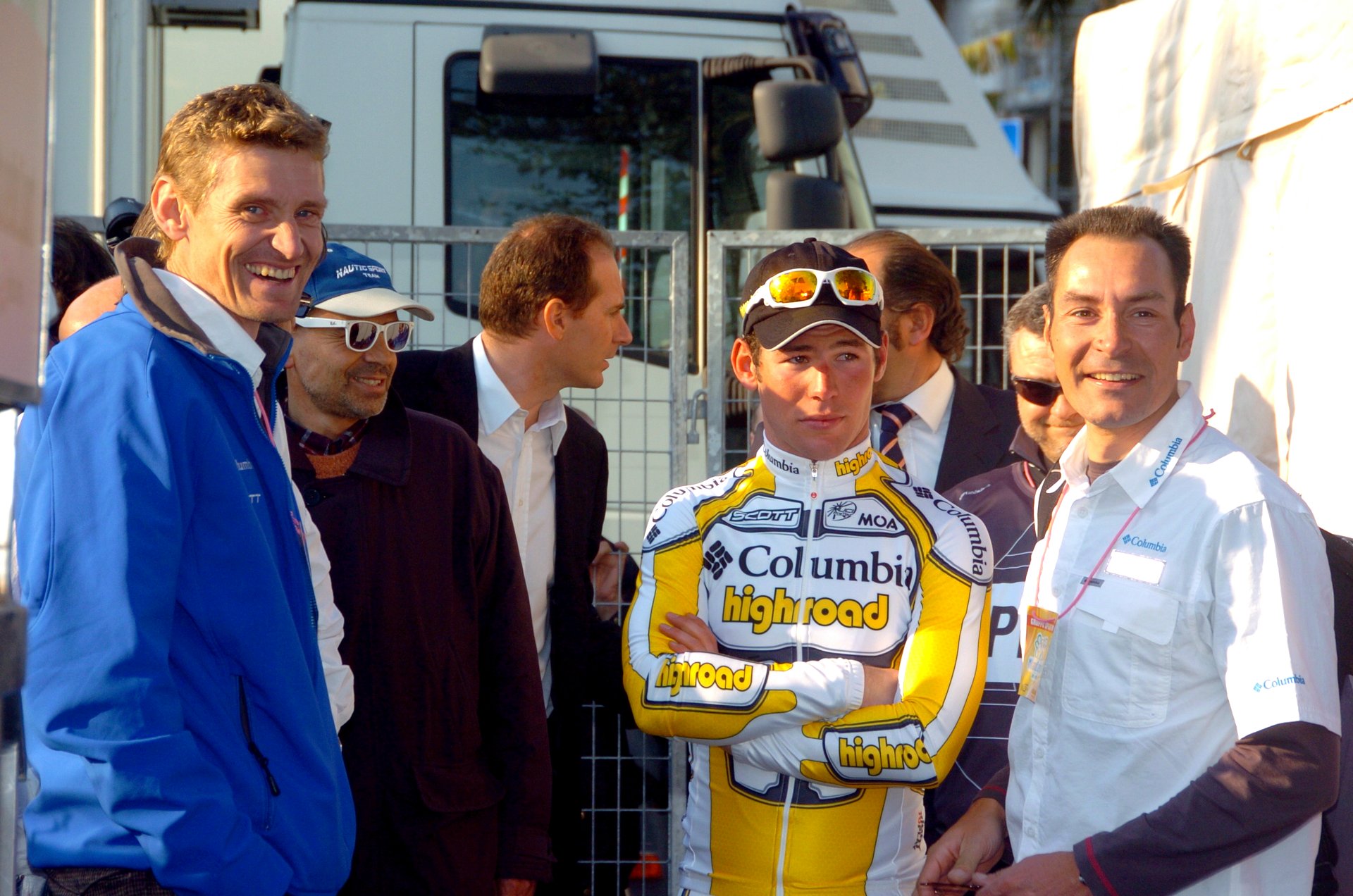 Rolf Aldag, Mark Cavendish, Erik Zabel, 2009 Milan San Remo (Pic: Sirotti)