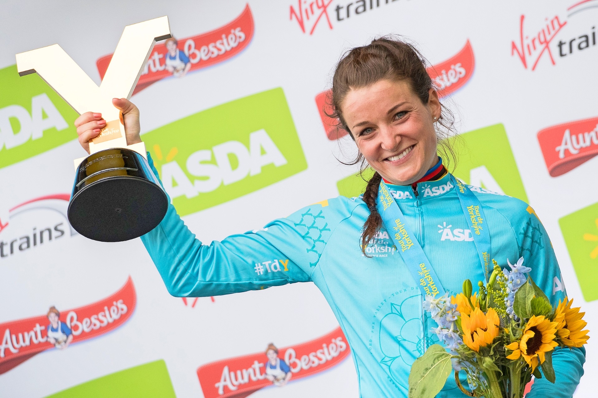 Lizzie Deignan, Boels-Dolmans, Tour de Yorkshire, 2017, podium, pic - Alex Whitehead-SWpix.com