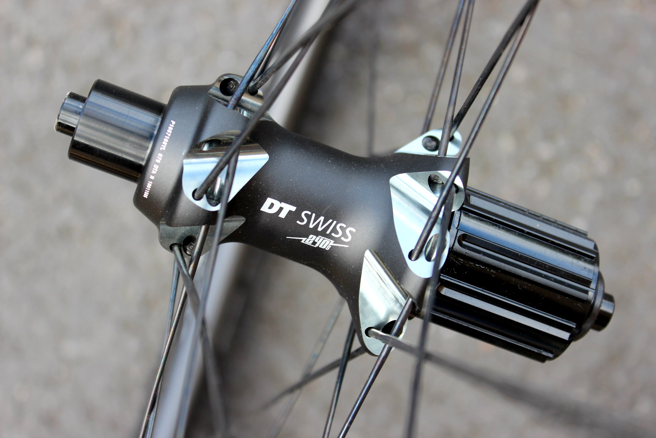DT Swiss PRC 1400 Spline 35 carbon clincher wheelset