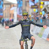 Adam Yates, Mitchelton-Scott, 2018, Tirreno-Adriatico, salute, pic - Sirotti