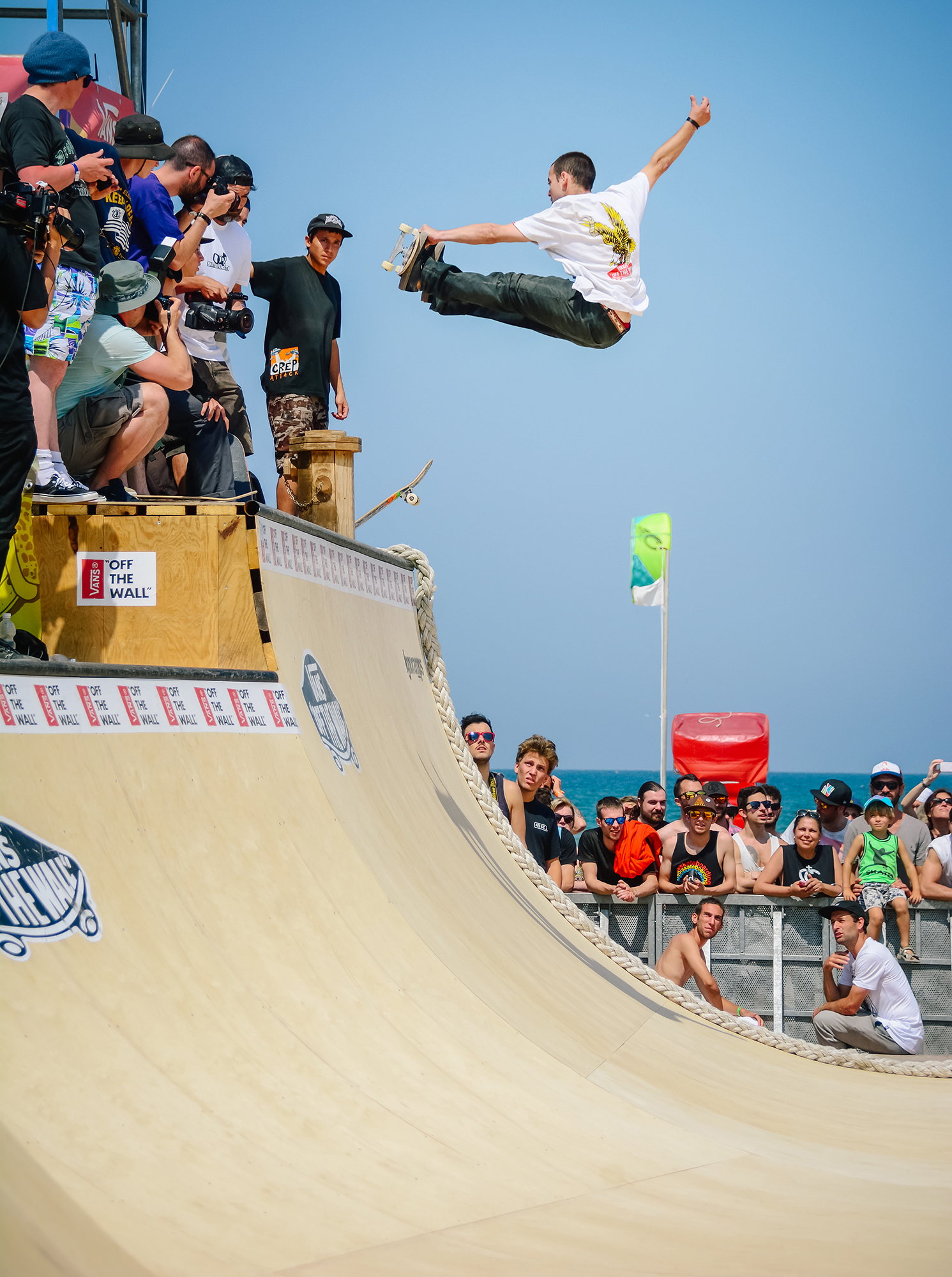 Alain Saavedra - straight leg frontside air