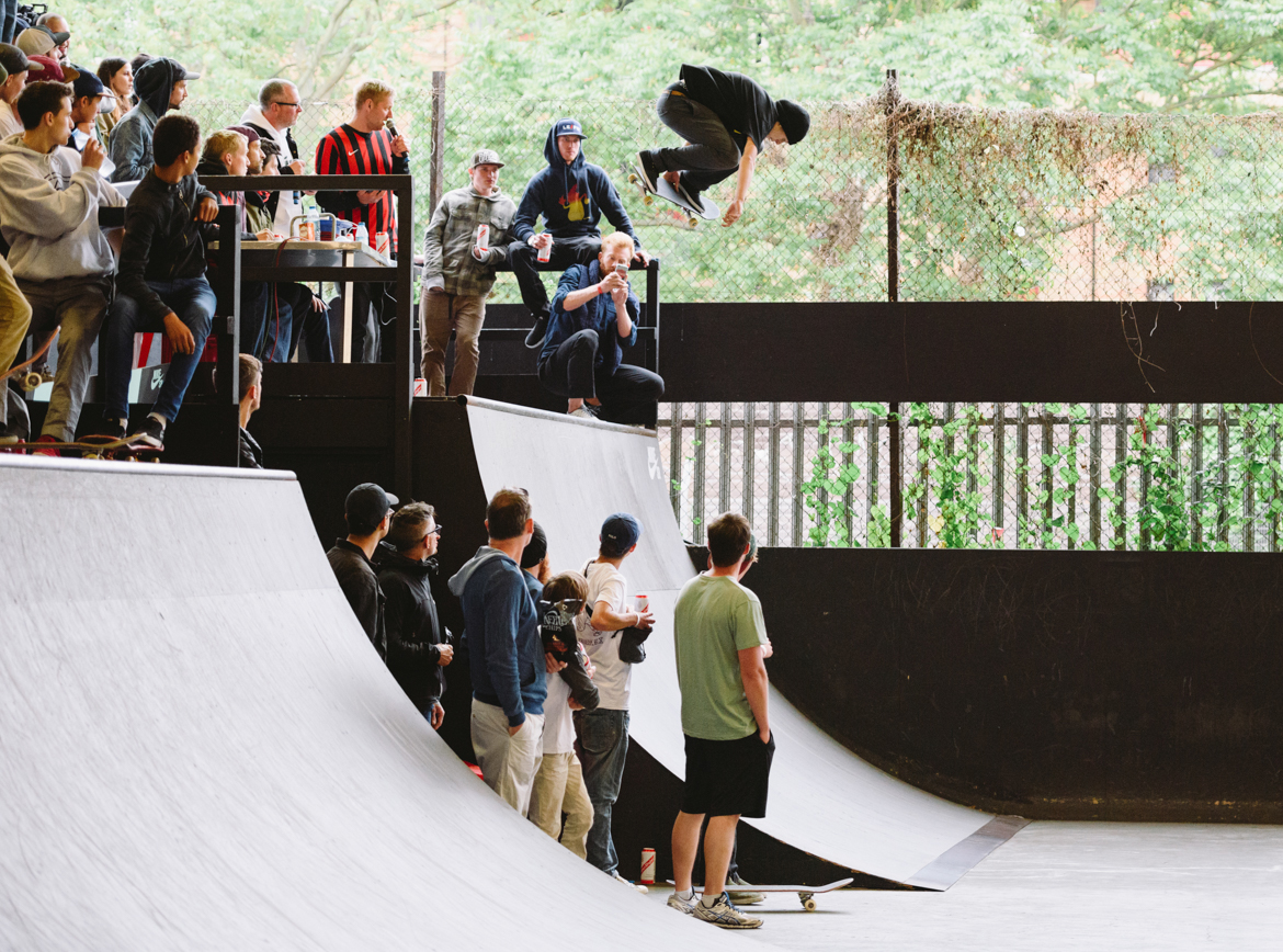 Kevin Baekkel - backside air