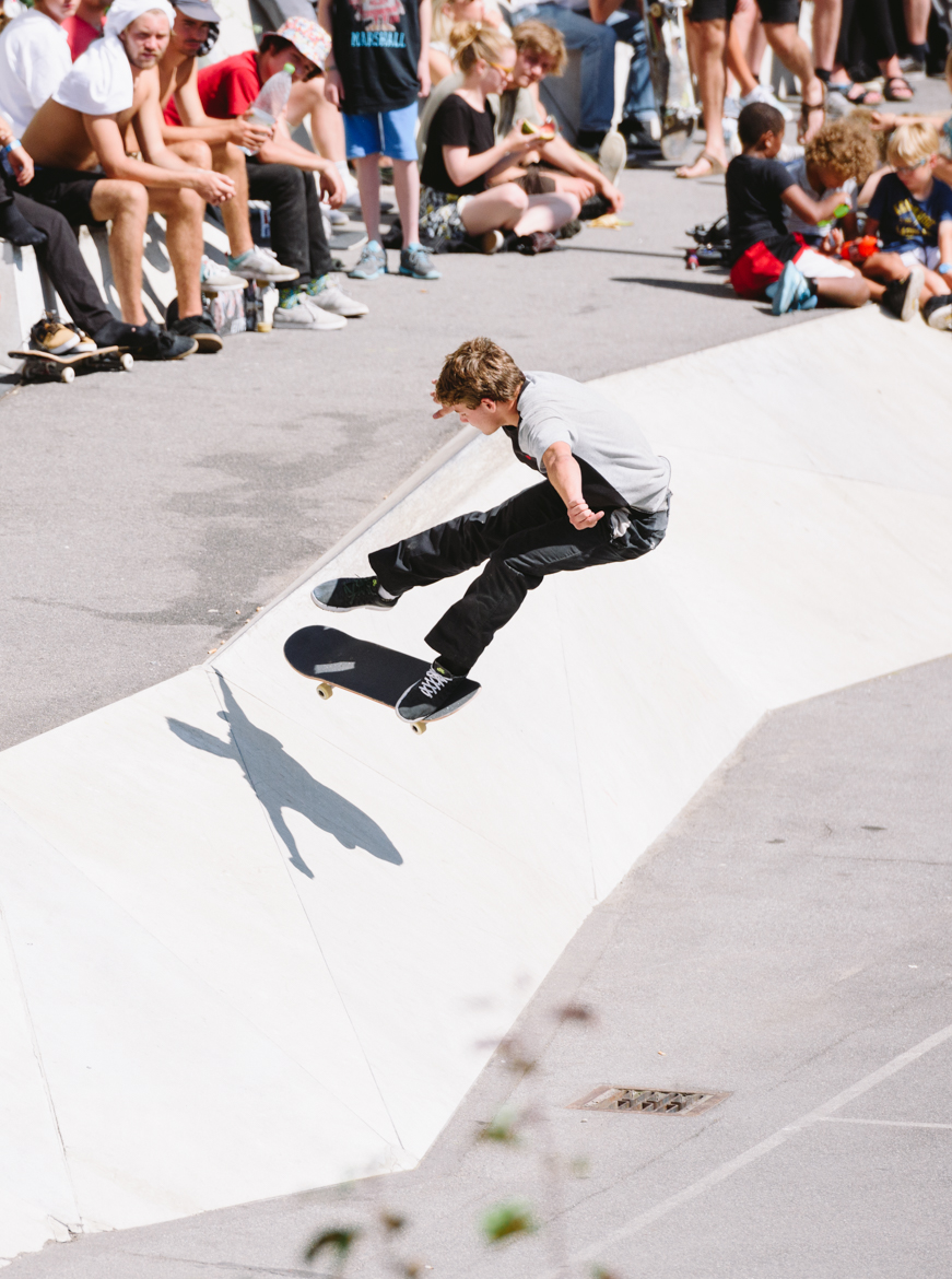 Yoshi Tanenbaum - backside flip