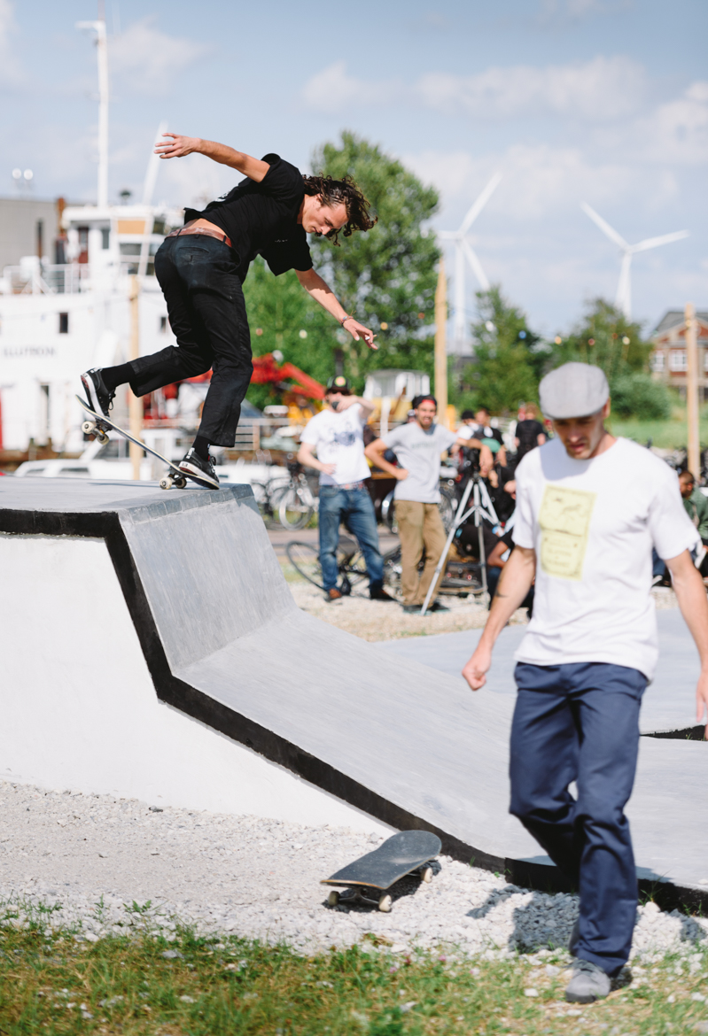 Evan Smith - backside nosebluntslide