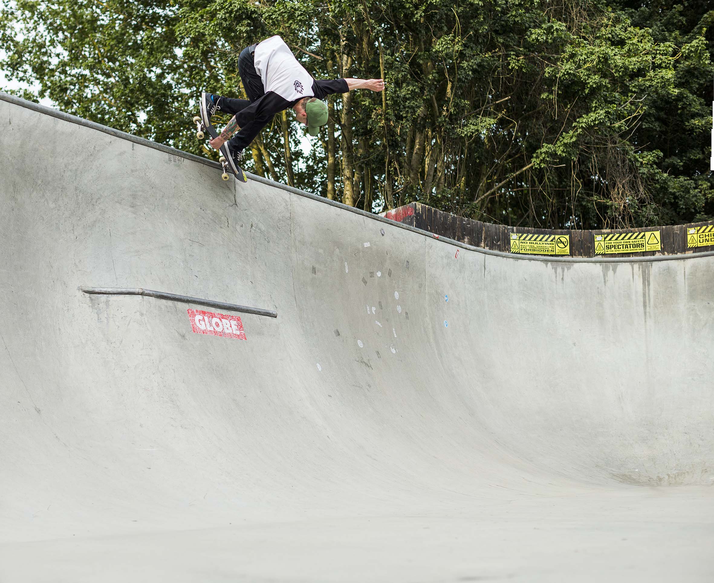 Colin Adam - indy nosegrind