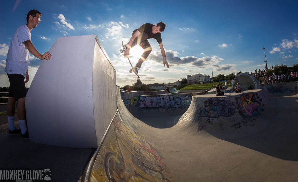 James Moore - noseblunt rag in