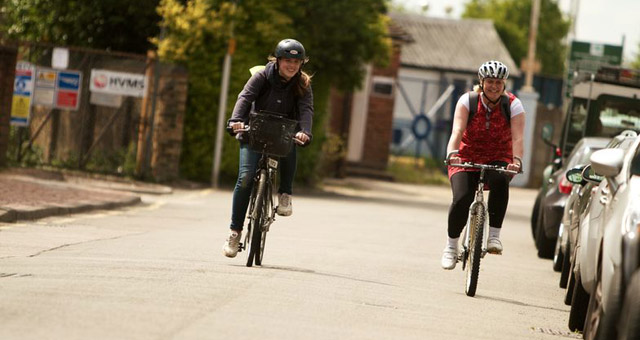 hybrid trek bike women's