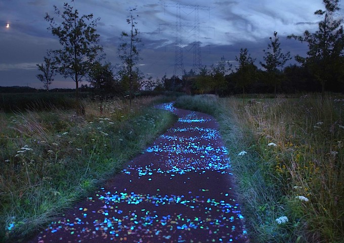 glow in the dark cycle lane Stop Boredom on Your Commute