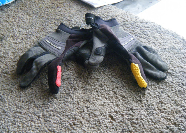 gloves grip