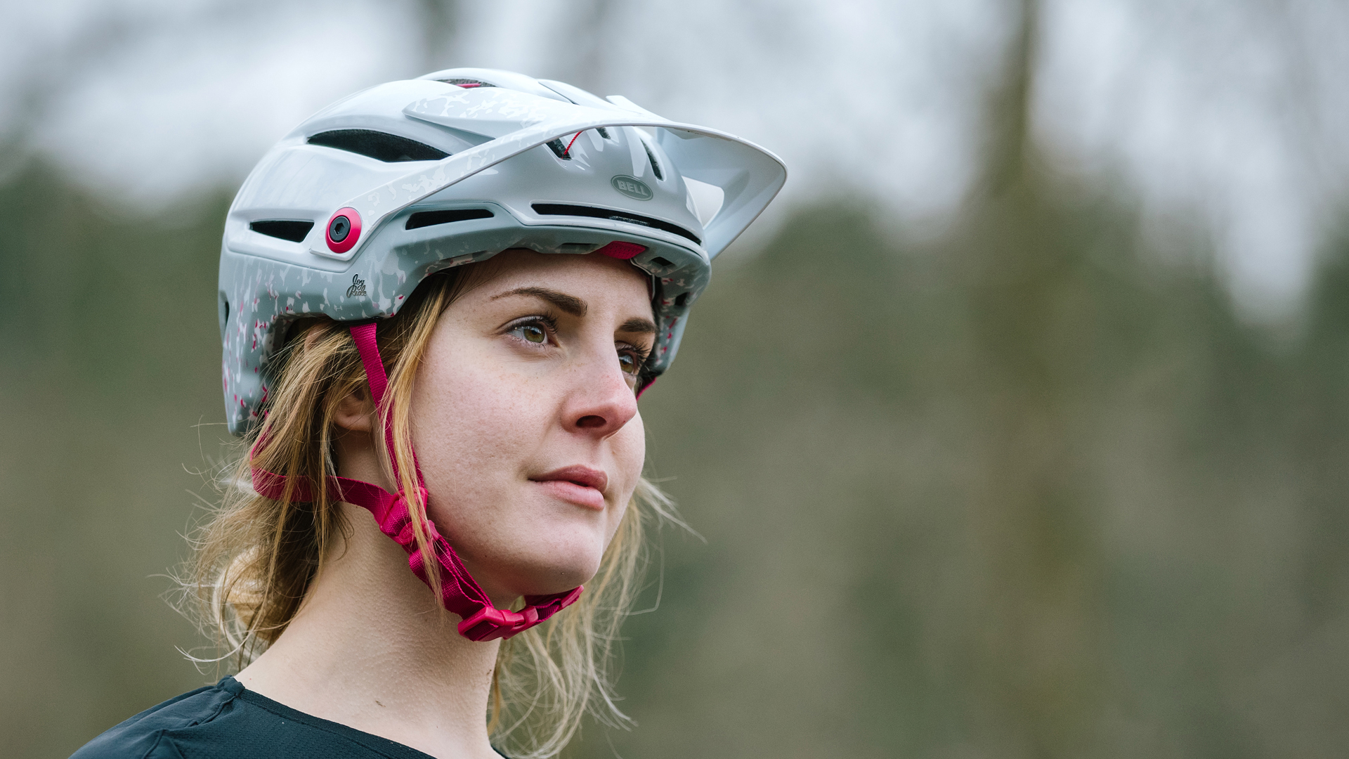 Reviewed: Bell Sixer MIPS MTB Helmet - Total Women Reviewed: Bell Sixer MIPS MTB Helmet - Total Women