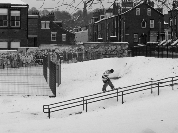 urban snowboarding bungee