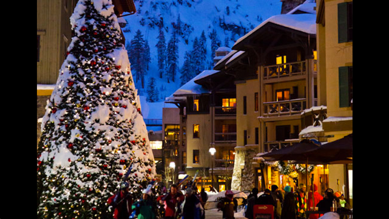 christmas snowboarding