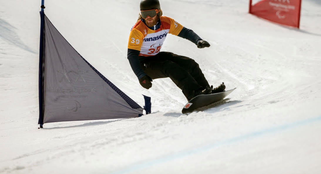 Is there such a thing as snow pants or bibs with knee pads built into them?  Sincerely, a girl who is learning to snowboard and falls a lot. :  r/snowboarding