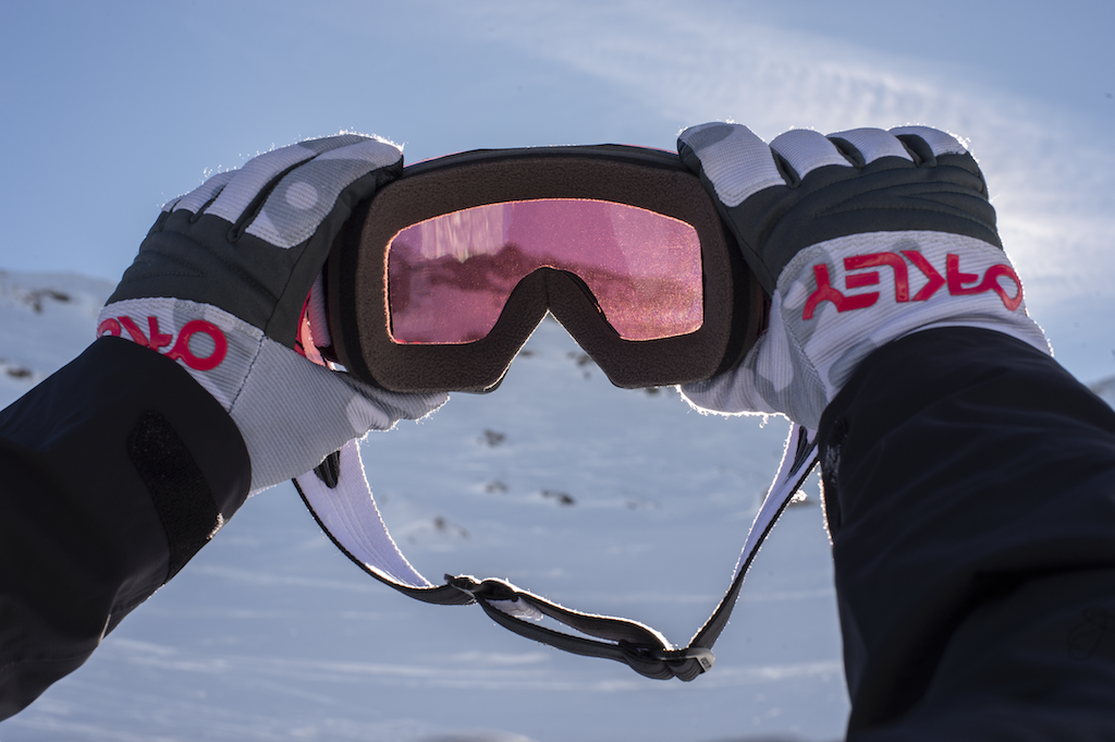 Oakley goggles deals prizm react