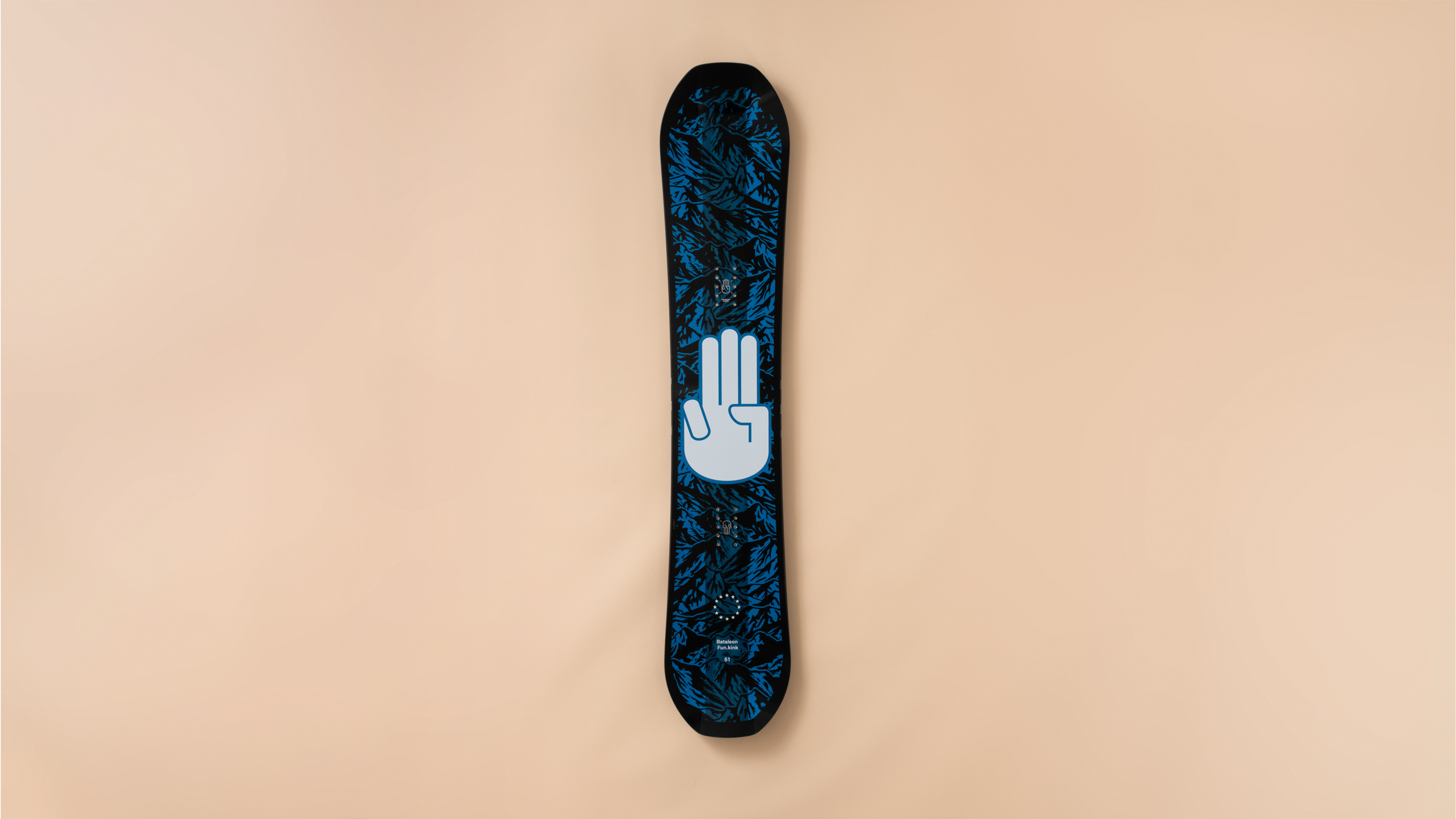 Bataleon Fun.Kink 2020-2021 Snowboard Review - White