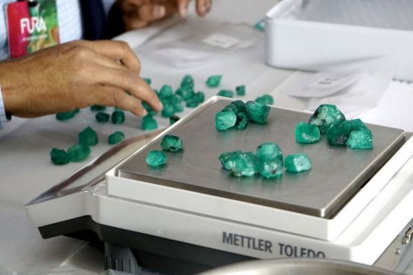 FURA Negotiates 30-Year Extension to Colombian Emerald Mining License