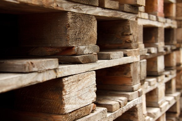 Ventajas de los palets de madera en el transporte de mercancías