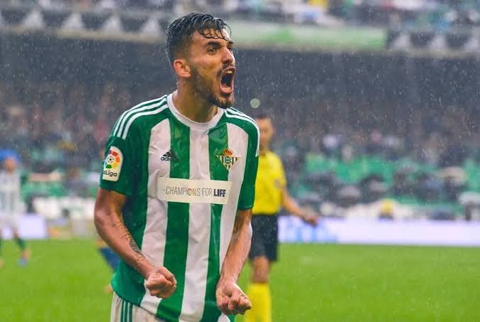 La encrucijada del Betis: entre la urgencia del 9 y el caso Ceballos