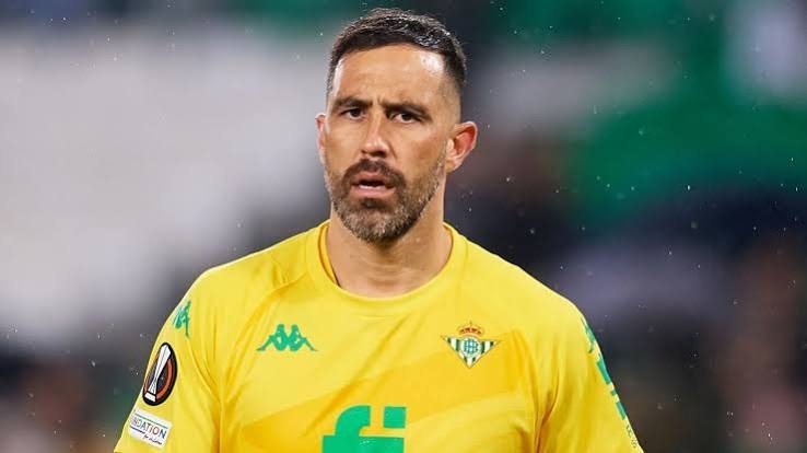 Claudio Bravo sitúa a Pellegrini como candidato ideal para reconstruir Chile