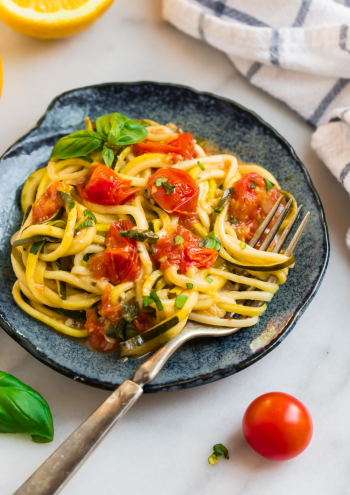 recipe for Zucchini and Artichoke Butter Pasta