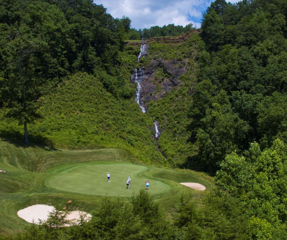 Waterfall Golf Club in Clayton Georgia foretee