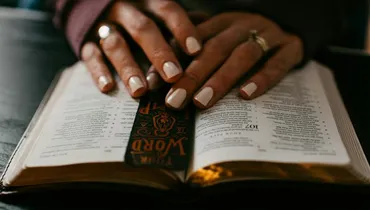 How Do I Find the Main Point of a Psalm?