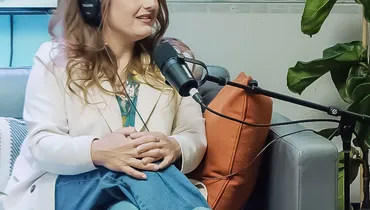 #132 STORYTELLING FOR GOD'S GLORY | ANGELA O'NEILL