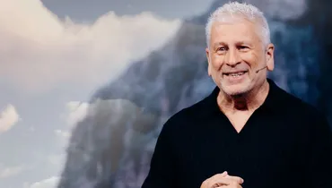 Desperate: All Consuming Fire - Louie Giglio