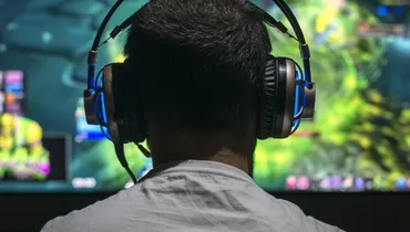 EP205: Andy Mage, Gamer Culture, and Breaking the Fifth Wall Takeover
