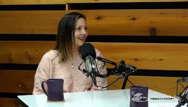 Understanding Trauma - Andi J. Thacker