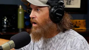 Ep 1429 | Uncle Si Is Somehow Getting Younger & the Robertsons Have Proof