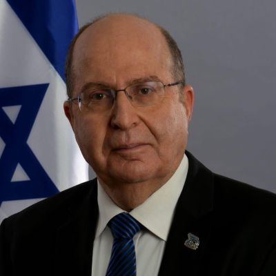 משה (בוגי) יעלון