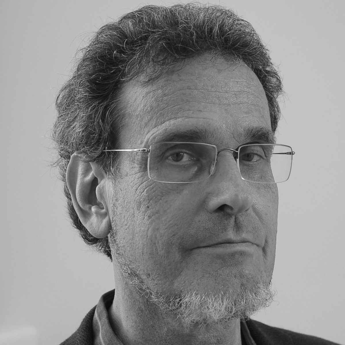 פרופ' מיכה (מיכאל) לוין