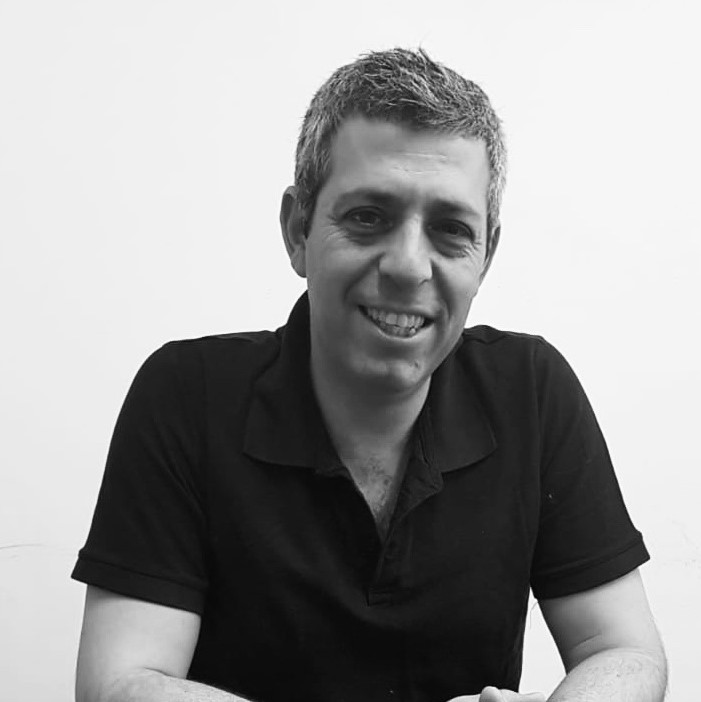 אדר' רועי לביא