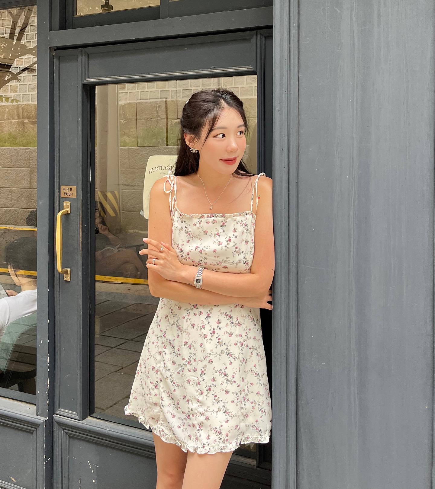 ◇Not your rose◇ Frill mini dress (flower) Frill mini dress (flower) - Not your rose | 60% - Asian