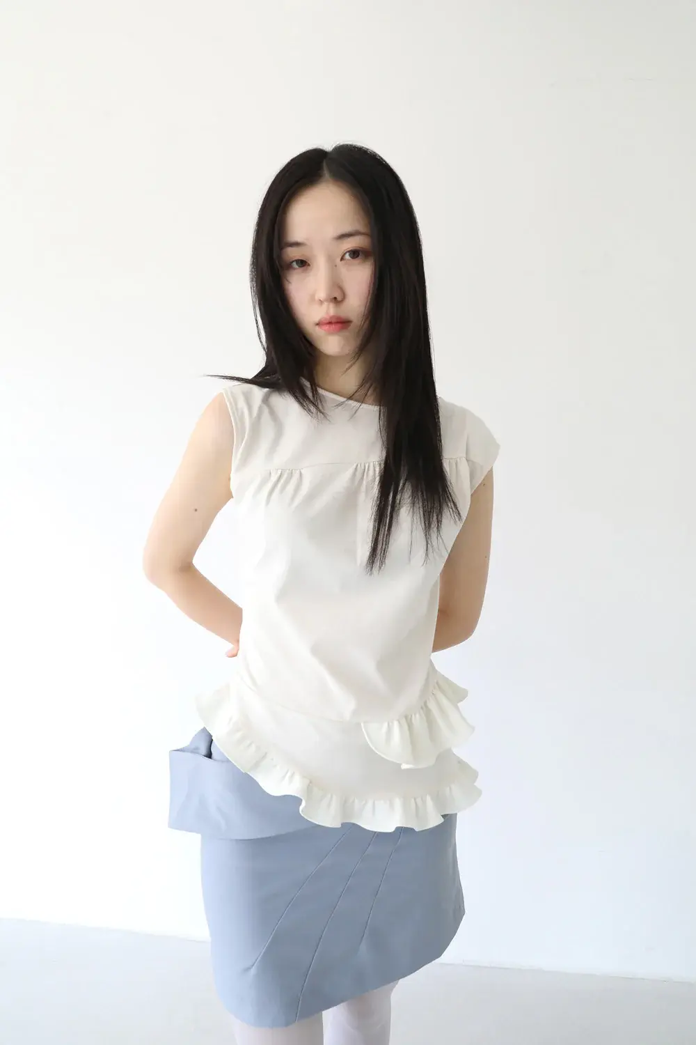 「BAHAYOON（バハユン）」が60%に新登場！ ラッフルで魅せる、洗練された韓国フェミニンブランド