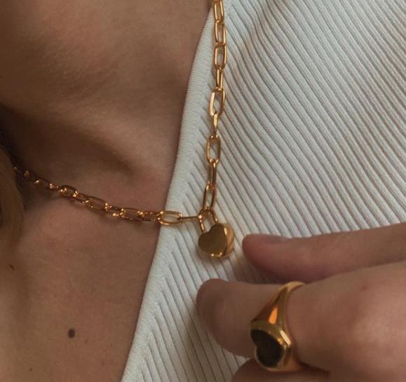 春のゴールドアクセサリー特集