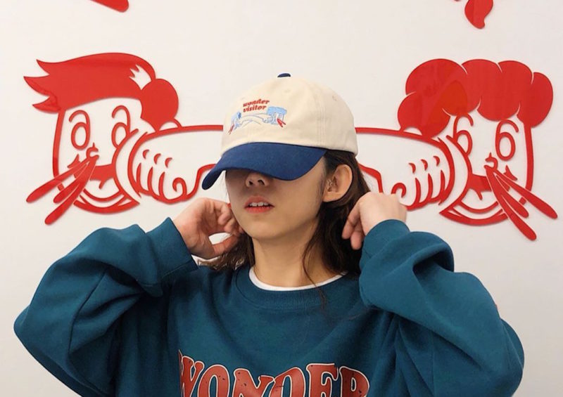 K-POPアイドル愛用の脱力キャップ特集