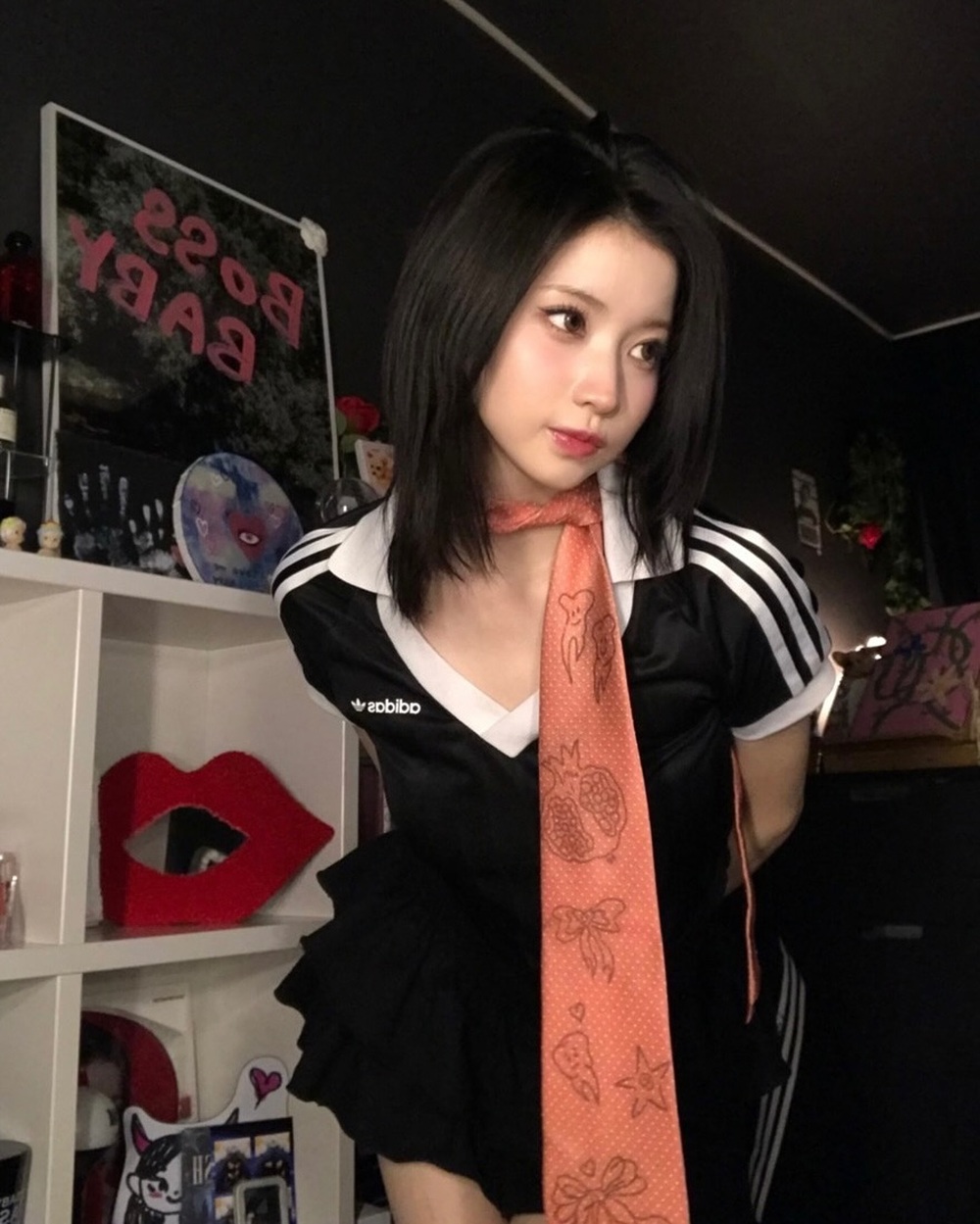 babymonster アサ着用　refromation トップス babymonster asa アサ 着用 reformation - メルカリ
